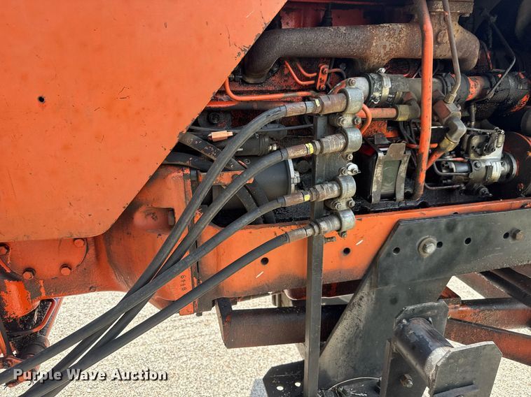 image for item DY0363 1974 Allis Chalmers 200 Tractor