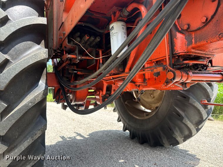 image for item DY0363 1974 Allis Chalmers 200 Tractor