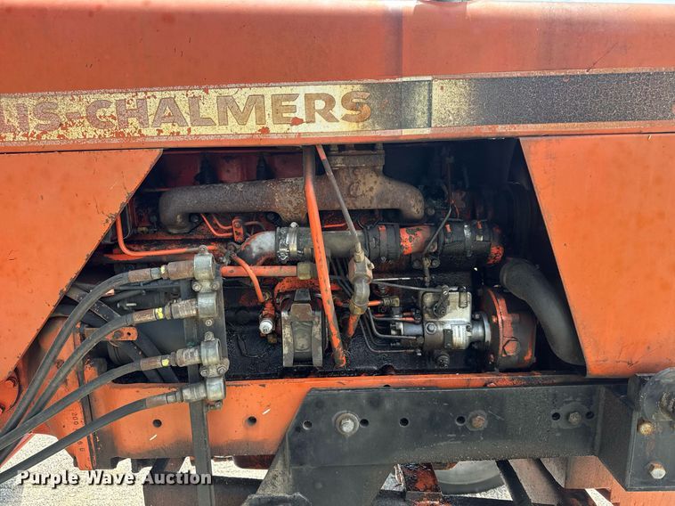 image for item DY0363 1974 Allis Chalmers 200 Tractor