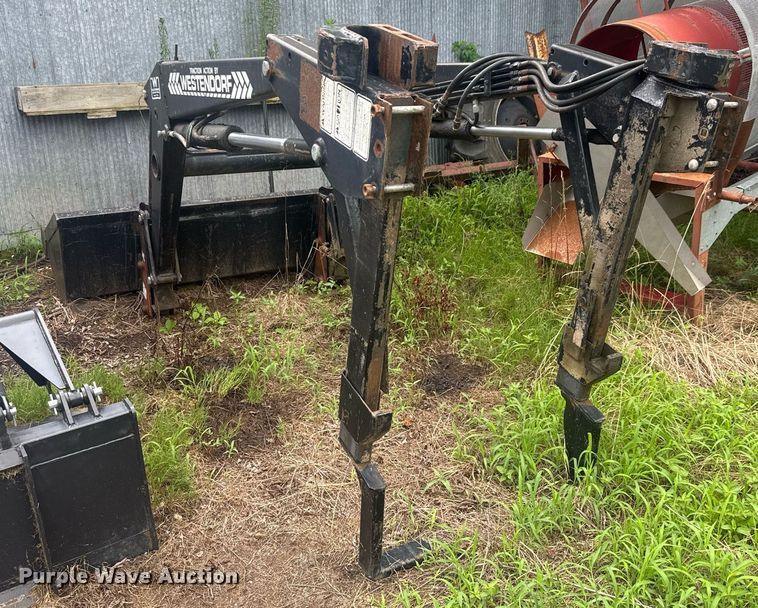 image for item DY0363 1974 Allis Chalmers 200 Tractor