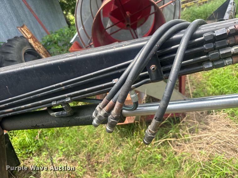 image for item DY0363 1974 Allis Chalmers 200 Tractor