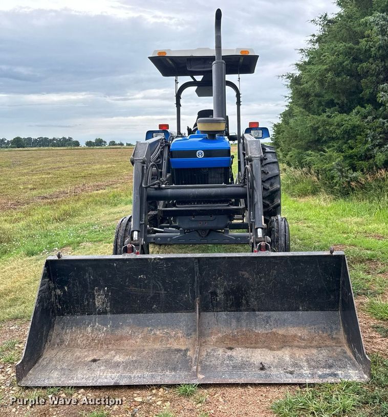 image for item DY0428 2000 New Holland 5610S tractor
