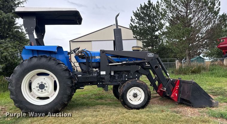 image for item DY0428 2000 New Holland 5610S tractor