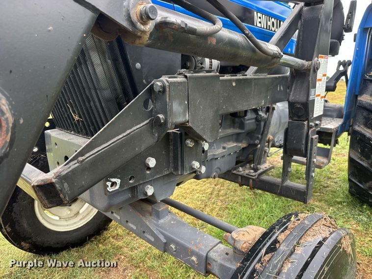 image for item DY0428 2000 New Holland 5610S tractor