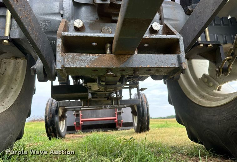 image for item DY0428 2000 New Holland 5610S tractor