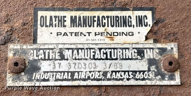 image for item DY0432 1989 Olathe 37/38 seeder