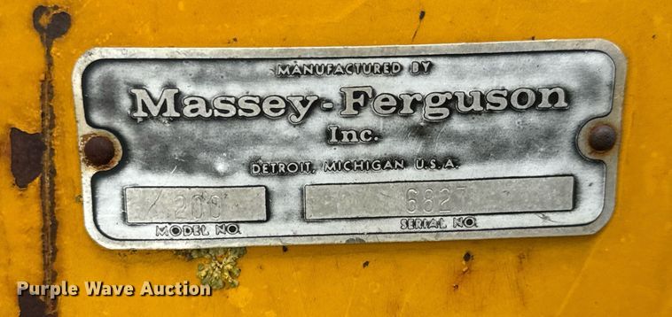 image for item DY0435 Massey Ferguson 3165 tractor