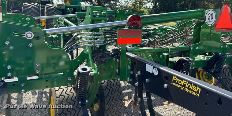 image for item DY0777 2024 John Deere 2230FH field cultivator