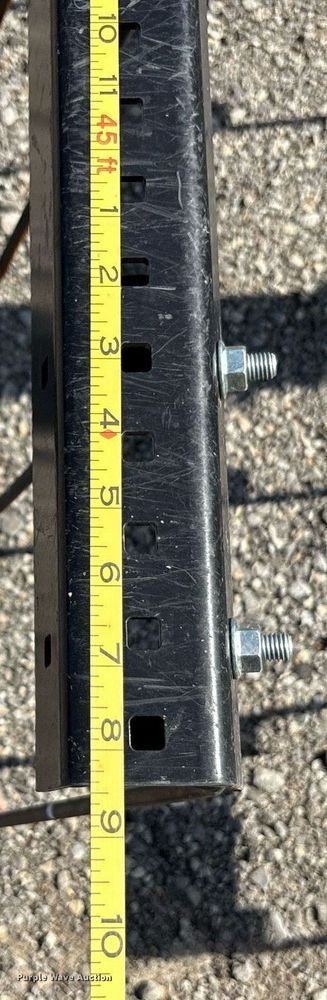 image for item DY0777 2024 John Deere 2230FH field cultivator