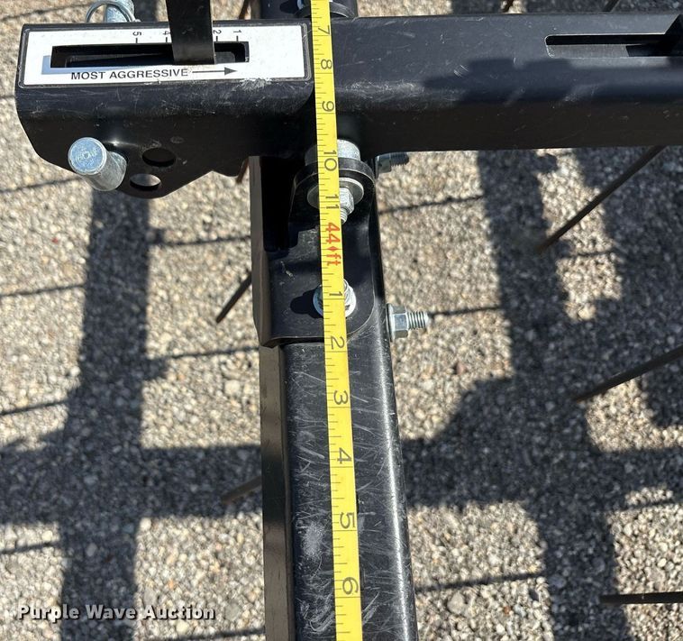 image for item DY0777 2024 John Deere 2230FH field cultivator