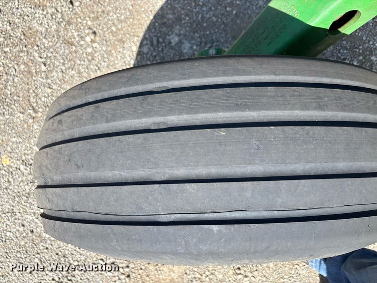 image for item DY0777 2024 John Deere 2230FH field cultivator