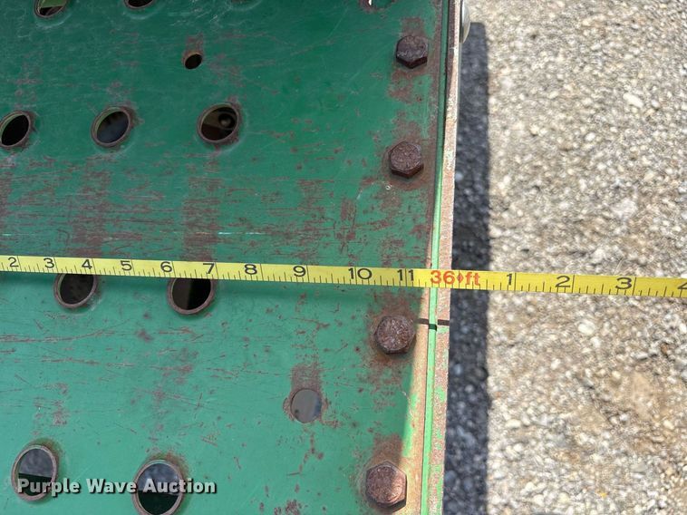 image for item DY0778 1992 John Deere 455 grain drill