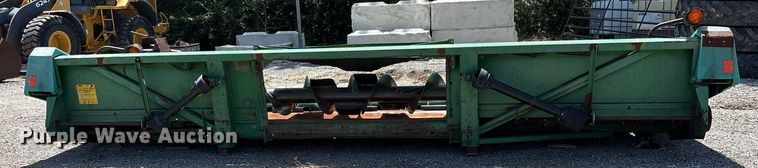 image for item DY0779 John Deere 893 corn head