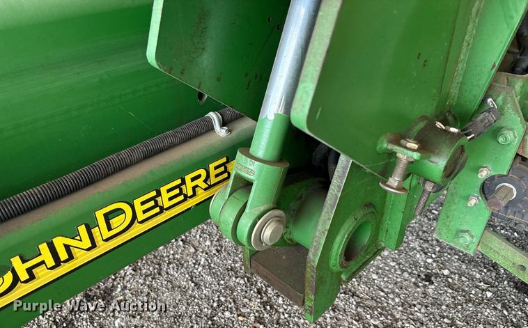 image for item DY0780 2001 John Deere 177ONT planter