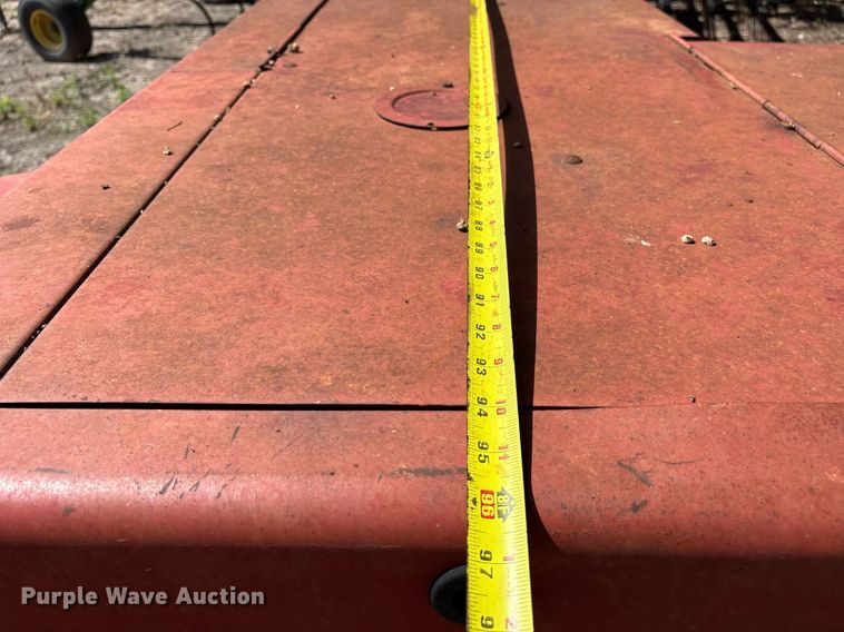 image for item DY0781 New Holland 316 small square baler