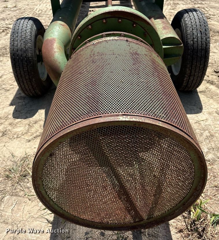 image for item DY0782 Gator Pump  Inc Beaver submersible pump