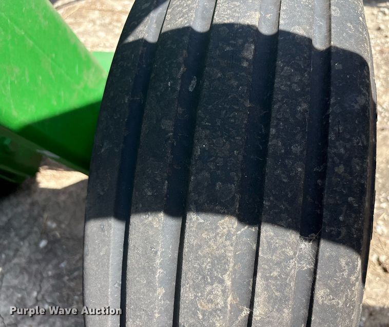 image for item DY0784 2023 John Deere 2633 tandem disk