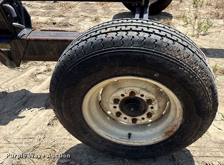 image for item DY0785 J&M HT8 header trailer