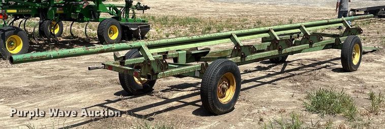 image for item DY0786 John Deere header trailer
