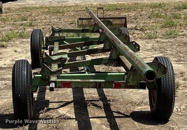 image for item DY0786 John Deere header trailer