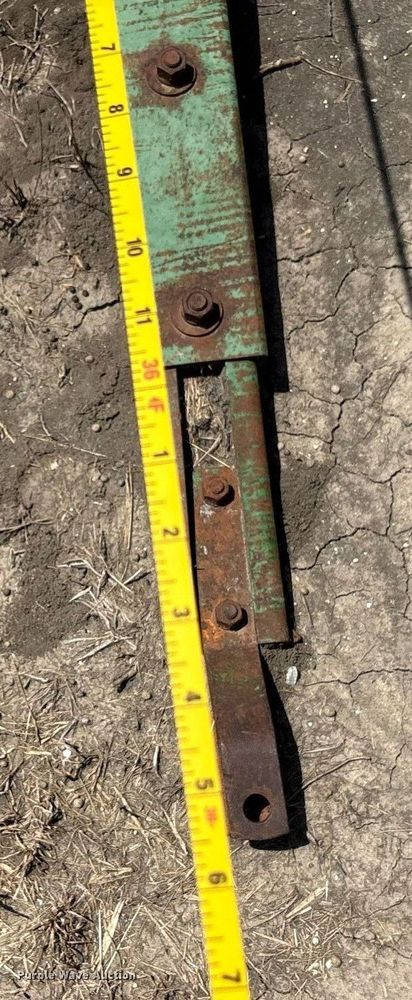 image for item DY0786 John Deere header trailer