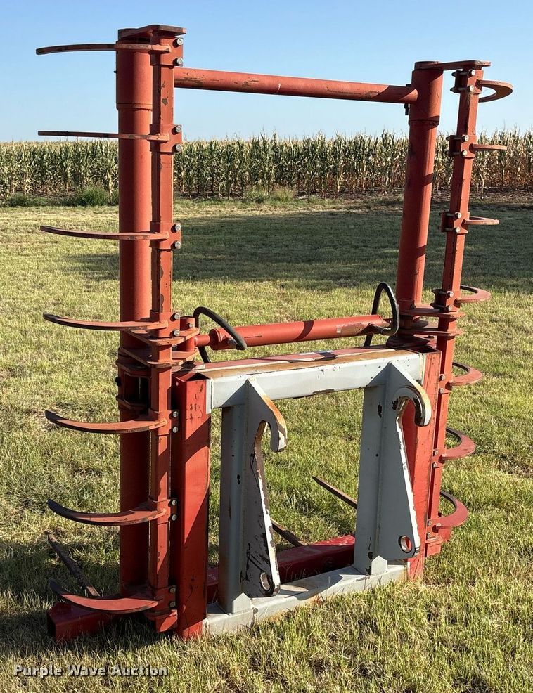 image for item DY0795 Bale Claw 5000VE bale carrier