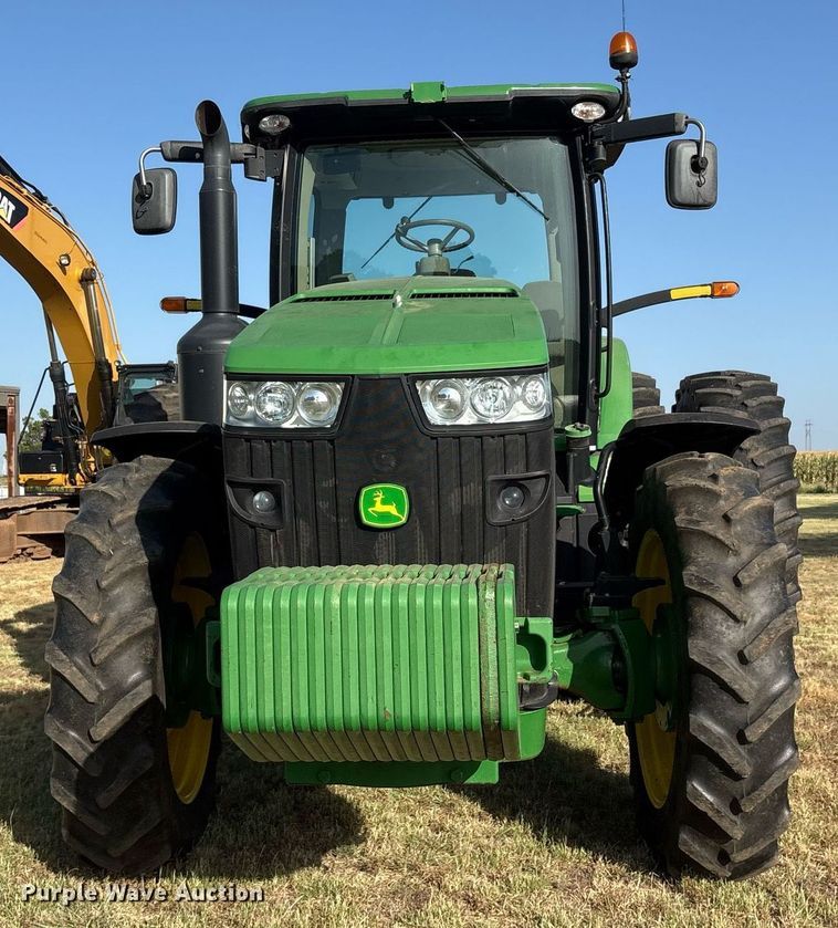 image for item DY0803 2011 John Deere 8260R MFWD tractor