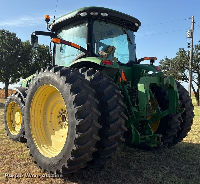 image for item DY0803 2011 John Deere 8260R MFWD tractor