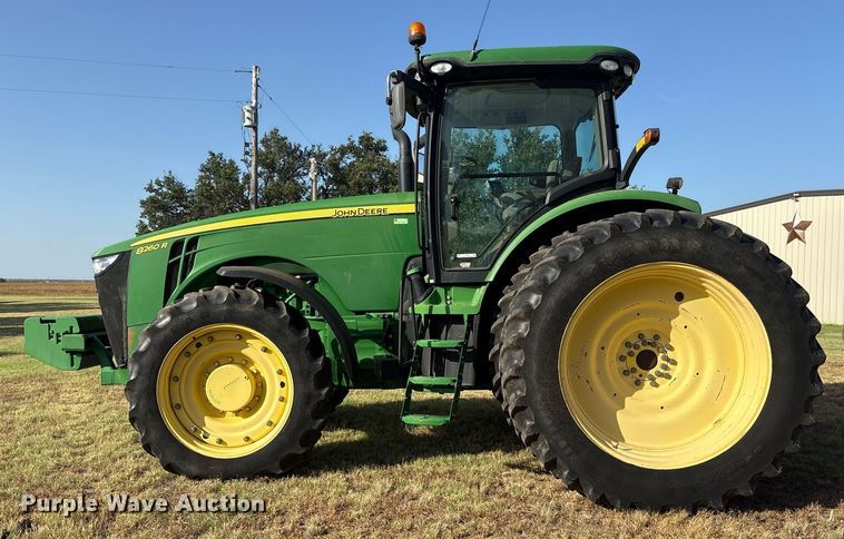 image for item DY0803 2011 John Deere 8260R MFWD tractor