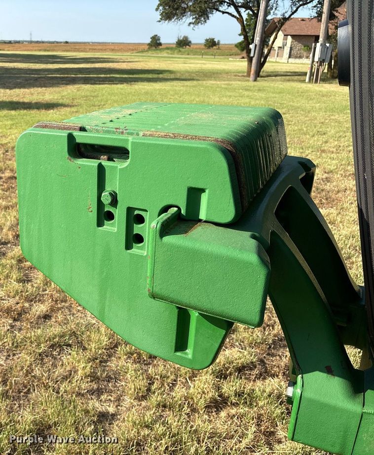 image for item DY0803 2011 John Deere 8260R MFWD tractor