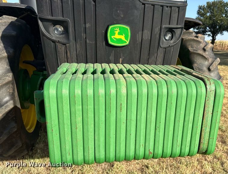 image for item DY0803 2011 John Deere 8260R MFWD tractor