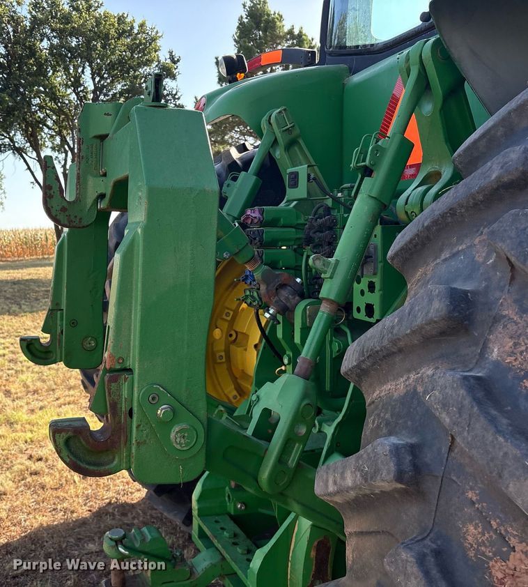image for item DY0803 2011 John Deere 8260R MFWD tractor
