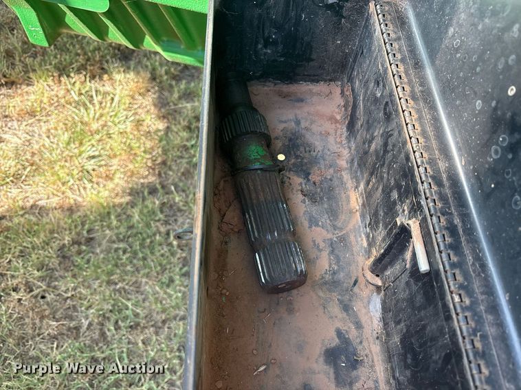 image for item DY0803 2011 John Deere 8260R MFWD tractor