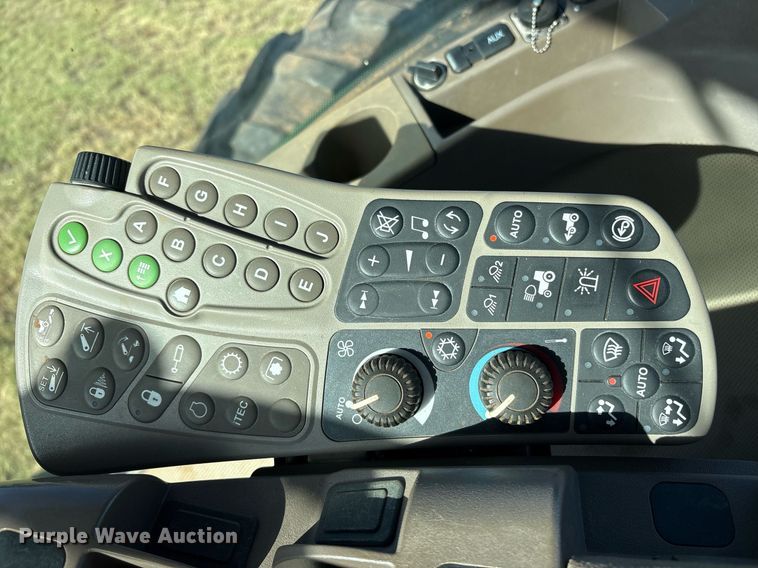 image for item DY0803 2011 John Deere 8260R MFWD tractor