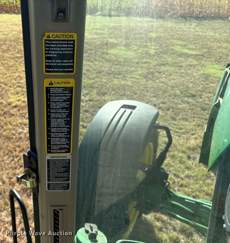 image for item DY0803 2011 John Deere 8260R MFWD tractor