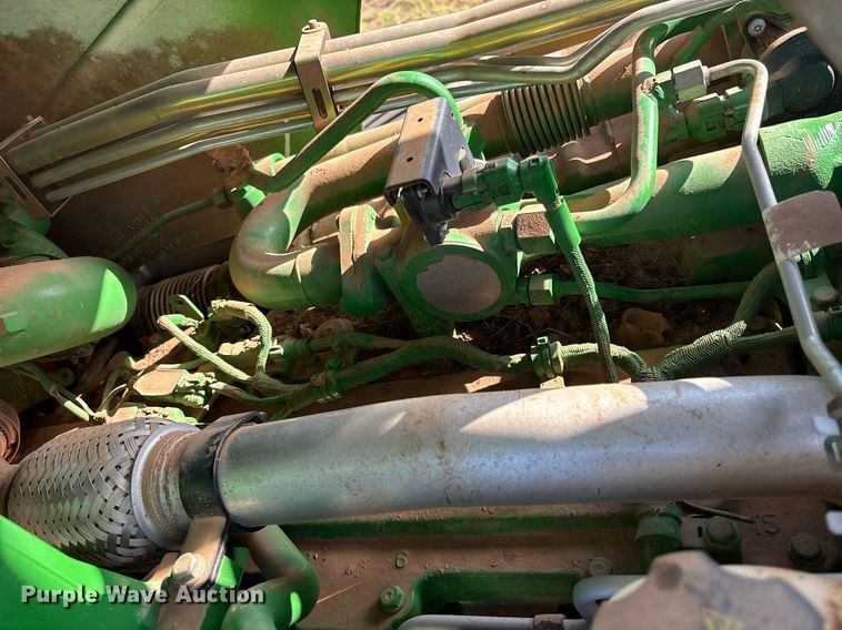 image for item DY0803 2011 John Deere 8260R MFWD tractor