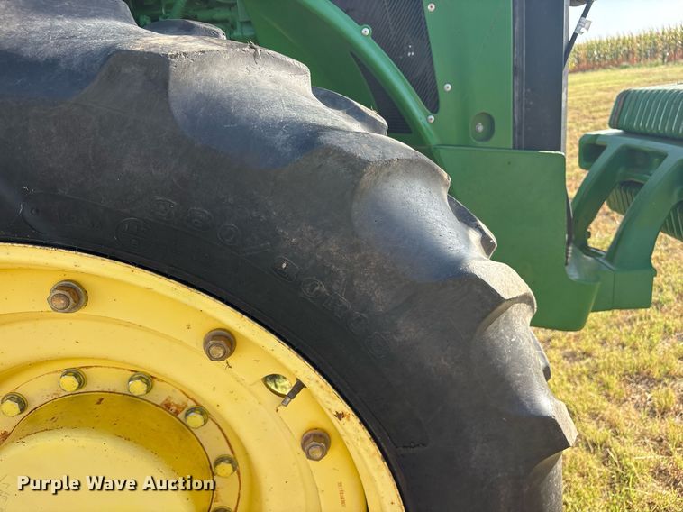 image for item DY0803 2011 John Deere 8260R MFWD tractor