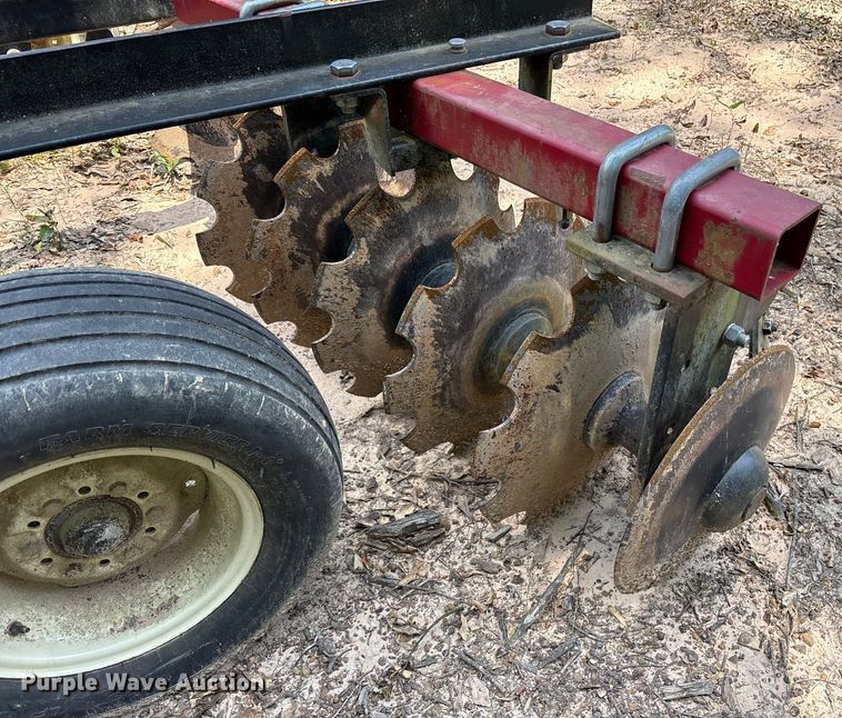 image for item DY0905 Armstrong Ag tandem disk