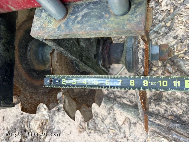 image for item DY0905 Armstrong Ag tandem disk