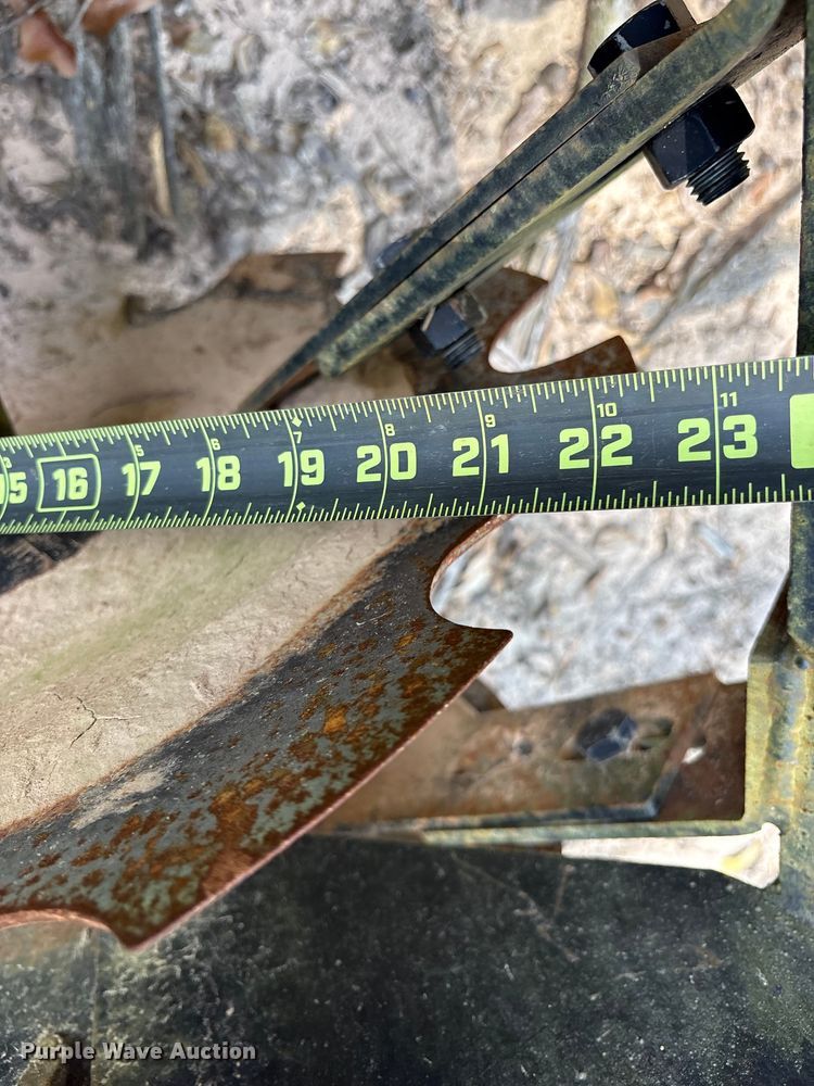 image for item DY0905 Armstrong Ag tandem disk