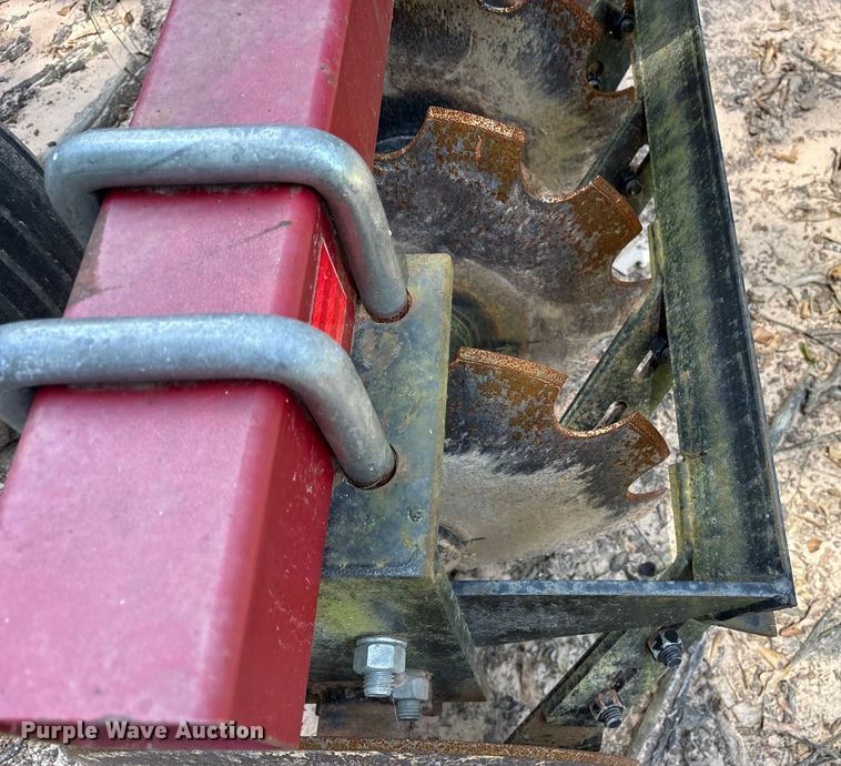 image for item DY0905 Armstrong Ag tandem disk