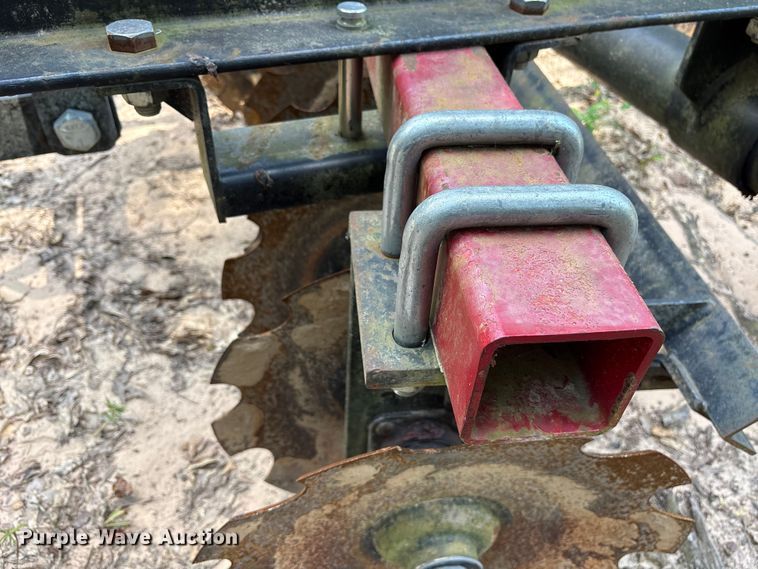 image for item DY0905 Armstrong Ag tandem disk