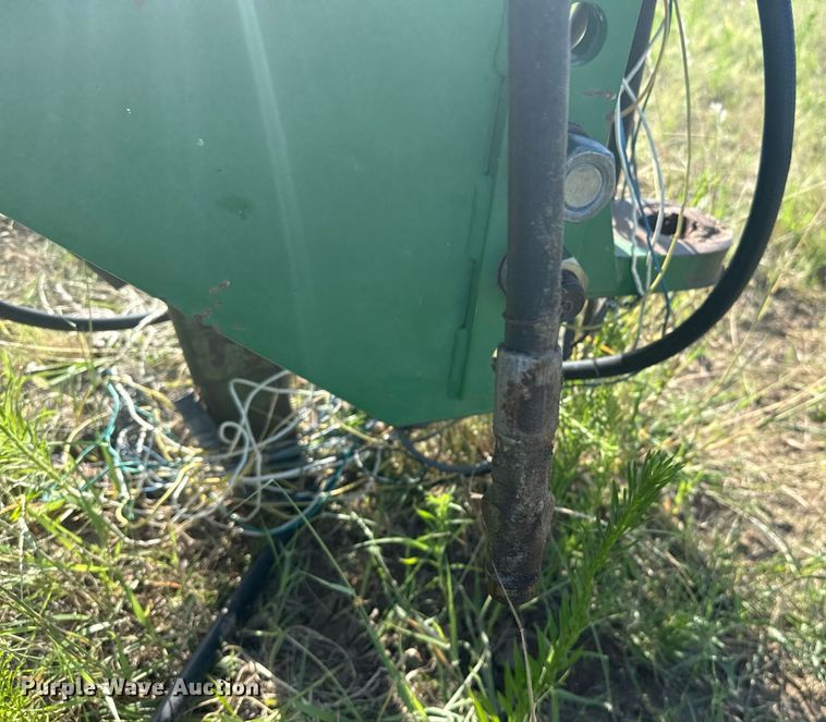 image for item DZ8718 2006 Great Plains 2N-3010 grain drill