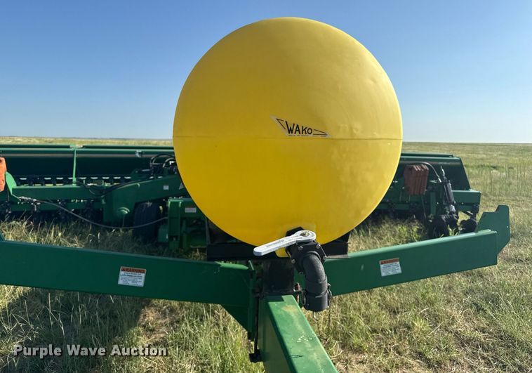 image for item DZ8718 2006 Great Plains 2N-3010 grain drill