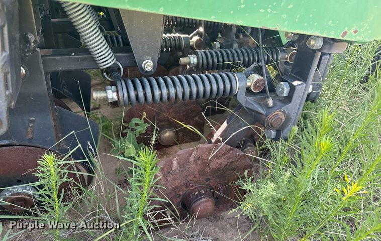 image for item DZ8718 2006 Great Plains 2N-3010 grain drill