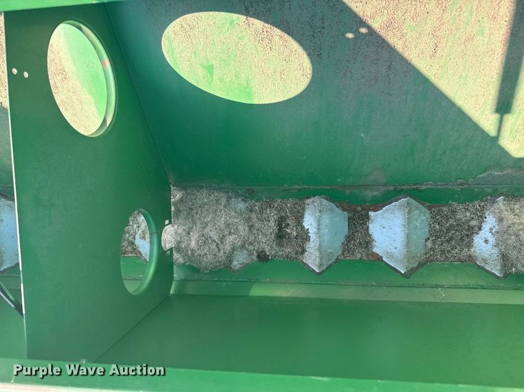 image for item DZ8718 2006 Great Plains 2N-3010 grain drill