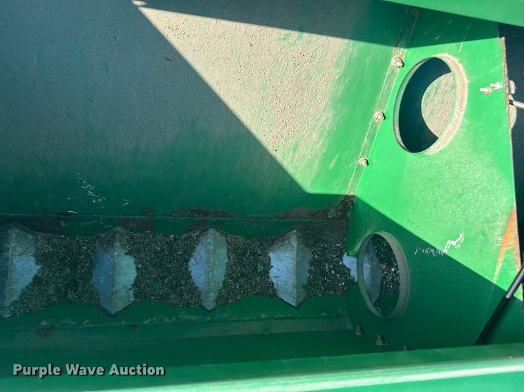 image for item DZ8718 2006 Great Plains 2N-3010 grain drill