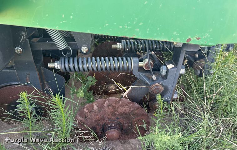 image for item DZ8718 2006 Great Plains 2N-3010 grain drill