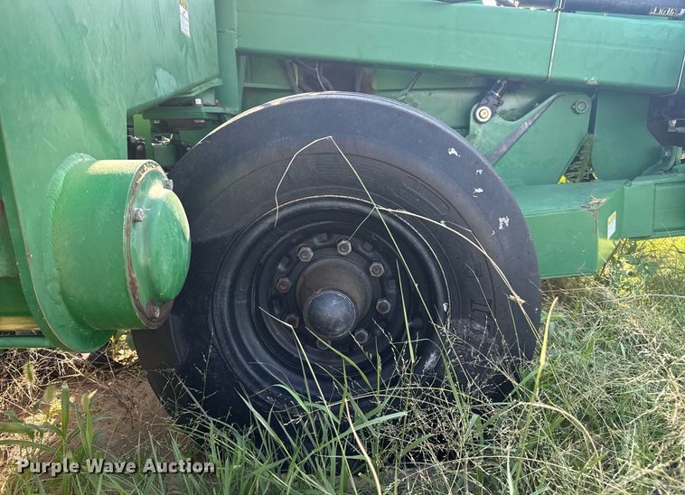 image for item DZ8718 2006 Great Plains 2N-3010 grain drill