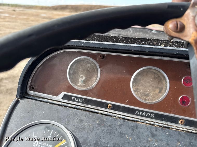 image for item DZ8739 International Harvester 574 tractor